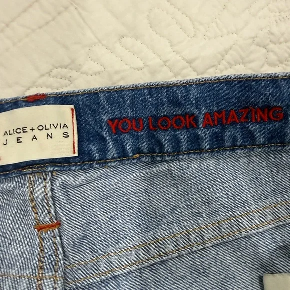 Alice + Olivia / Women’s Blue Denim Jeans / Amazing Boyfriend jean Size 27 - Picture 11 of 14